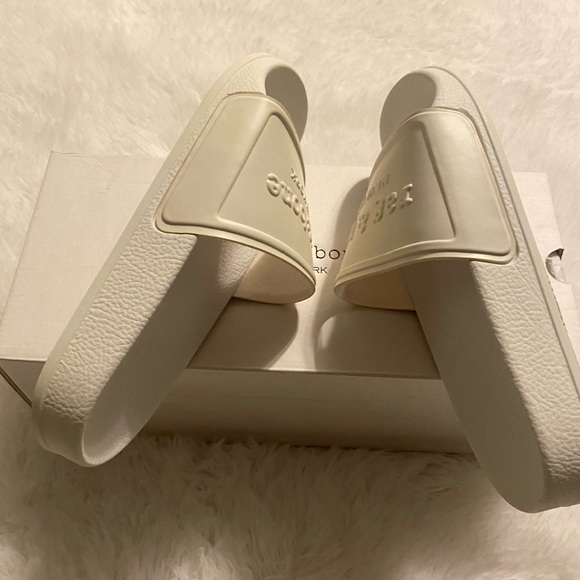 NEW! Rag & Bone Pool Side Slides - Picture 4 of 13